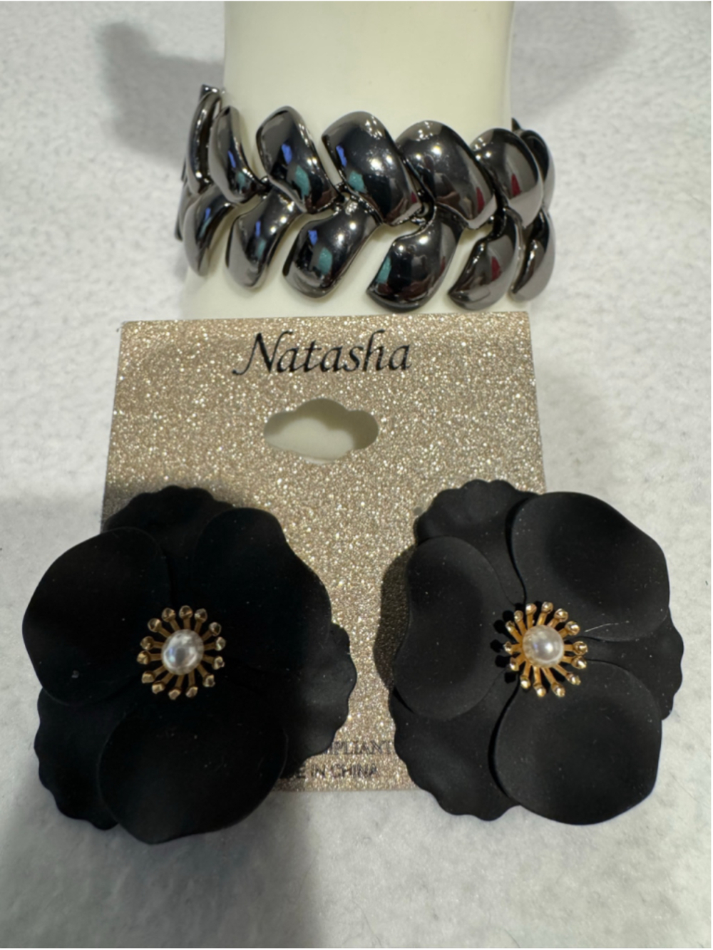 Women's Banana Republic Link Bracelet Natasha Flower Earrings Black Gold